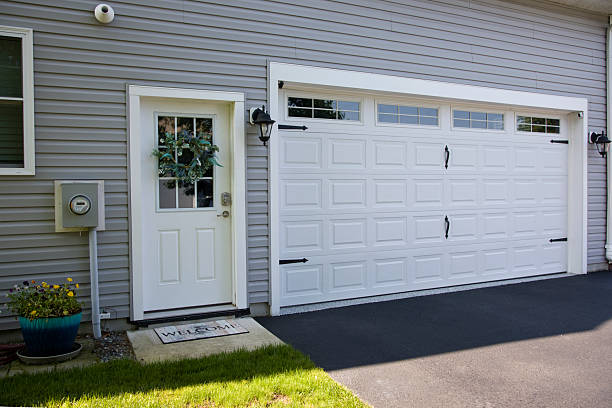 24/7 Emergency Garage Door Roller Replacement experts in Shortsville, NY